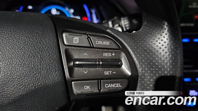 Hyundai Ioniq Electric Q 2020 — фото 17