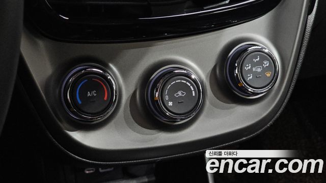 Chevrolet Spark Premier 2020 — фото 34