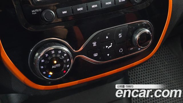Renault Korea QM3 RE 2015 — фото 17