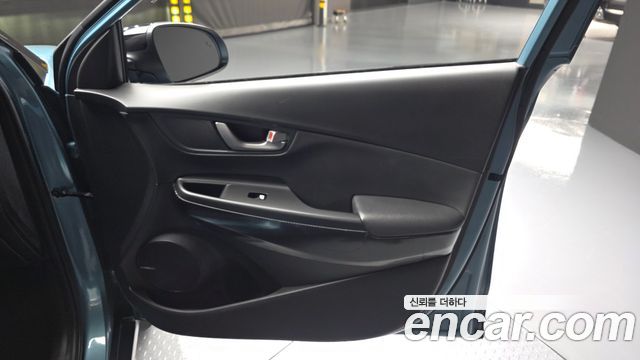 Hyundai Kona Diesel 1.6 2WD Premium 2018 — фото 24
