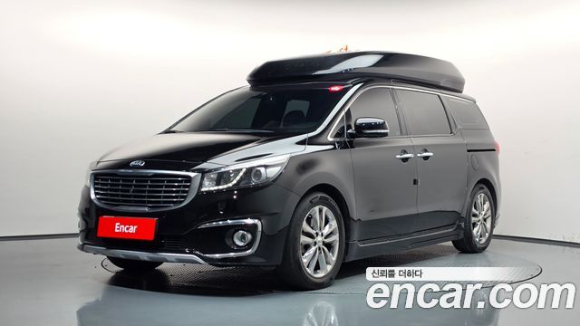 Kia Carnival 9-seater Hi-Limousine Noblesse 2017 — фото 1