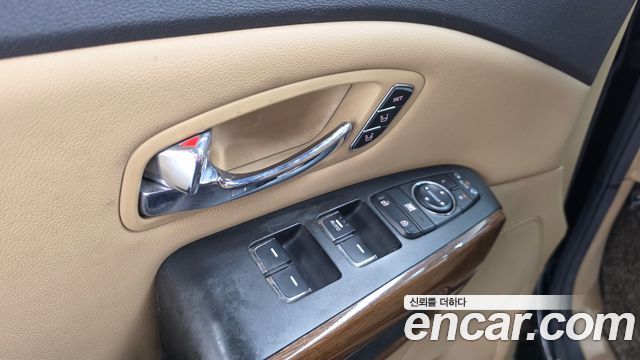 Kia Carnival 9-seater Hi-Limousine Noblesse 2017 — фото 28