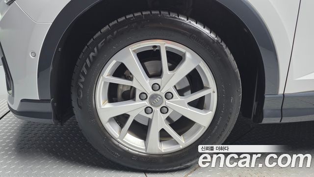 Audi Q3 (F3) 35 TDI Sportback 2020 — фото 5