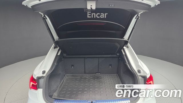 Audi Q3 (F3) 35 TDI Sportback 2020 — фото 20