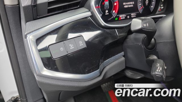 Audi Q3 (F3) 35 TDI Sportback 2020 — фото 27