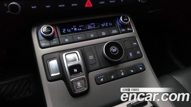 Hyundai Palisade Diesel 2.2 2WD Le Blanc 2024 — фото 9