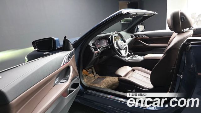 BMW 4 Series (G22) 420i M Sport Convertible 2022 — фото 10