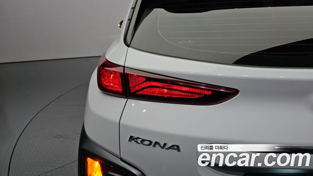 Hyundai Kona 1.6 Turbo 2WD Modern Art 2018 — фото 23