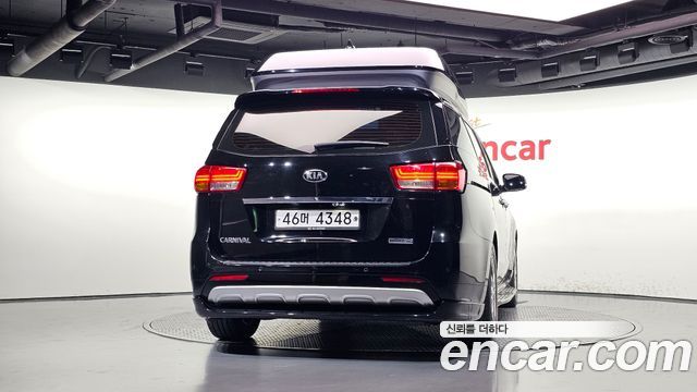 Kia Carnival 9-seater Hi-Limousine Prestige High roof 2018 — фото 4