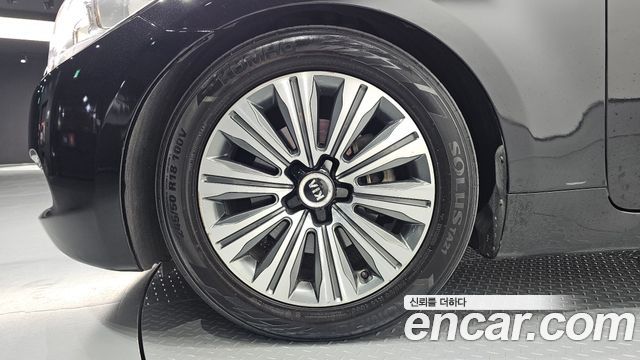 Kia K9 3.3 GDI Prestige 2015 — фото 5