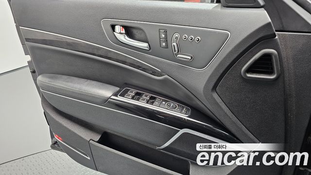Kia K9 3.3 GDI Prestige 2015 — фото 24