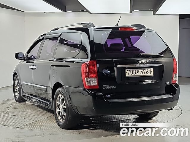Kia Carnival R Grand Carnival GLX Premium 2013 — фото 3
