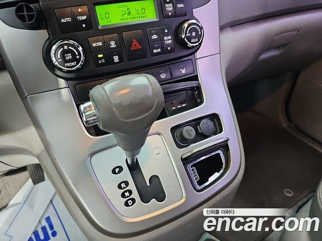 Kia Carnival R Grand Carnival GLX Premium 2013 — фото 8