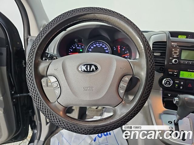 Kia Carnival R Grand Carnival GLX Premium 2013 — фото 10