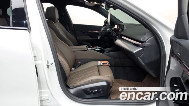 BMW 5 Series (G60) 520i M Sport 2025 — фото 32
