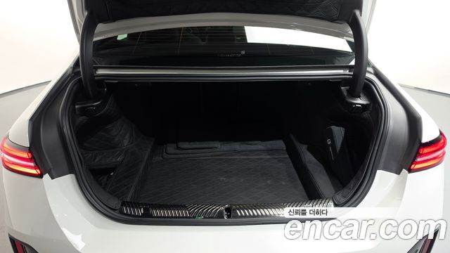 BMW 5 Series (G60) 520i M Sport 2025 — фото 38