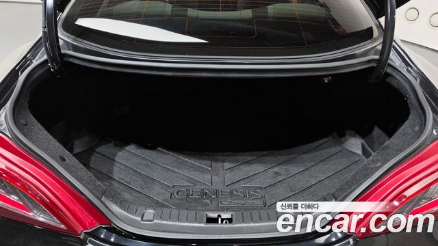 Hyundai Genesis Coupe 2.0 Export 2014 — фото 16