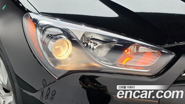 Hyundai Genesis Coupe 2.0 Export 2014 — фото 22