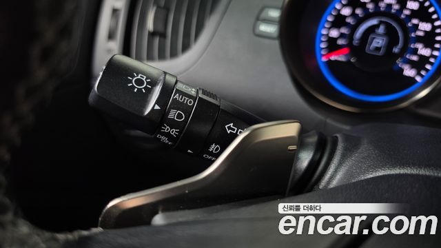 Hyundai Genesis Coupe 2.0 Export 2014 — фото 27