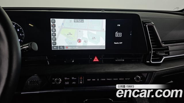Kia Sportage (V) Gasoline 1.6 Turbo 2WD Signature 2024 — фото 13