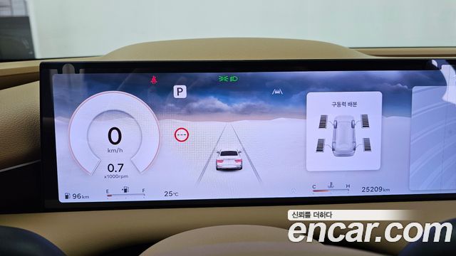 Genesis G80 (RG3) Gasoline 2.5 Turbo AWD 2025 — фото 8