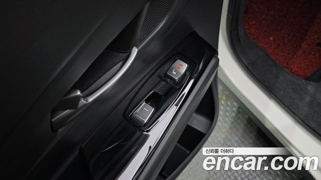 KG Mobility (SsangYong) Beautiful Korando Gasoline 1.5 2WD C5 Plus 2020 — фото 19