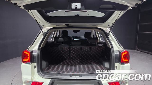 KG Mobility (SsangYong) Beautiful Korando Gasoline 1.5 2WD C5 Plus 2020 — фото 20