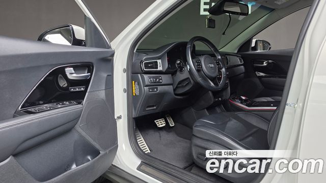 Kia Niro EV Noblesse 2021 — фото 11