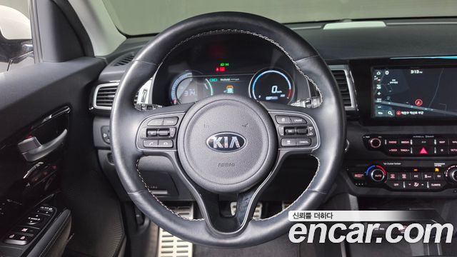 Kia Niro EV Noblesse 2021 — фото 13