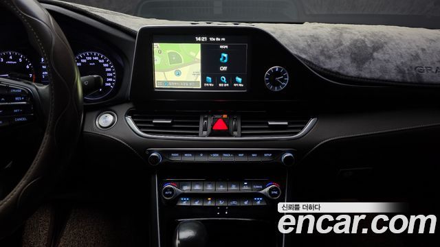 Hyundai Grandeur (IG) 2.4 Premium Special 2018 — фото 14