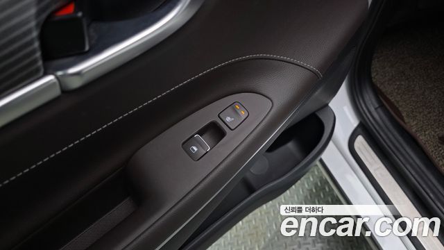 Hyundai Grandeur (IG) 2.4 Premium Special 2018 — фото 19