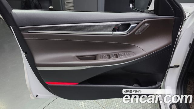 Hyundai Grandeur (IG) 2.4 Premium Special 2018 — фото 24