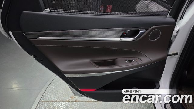 Hyundai Grandeur (IG) 2.4 Premium Special 2018 — фото 25