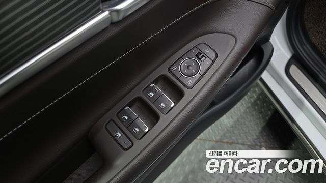 Hyundai Grandeur (IG) 2.4 Premium Special 2018 — фото 30