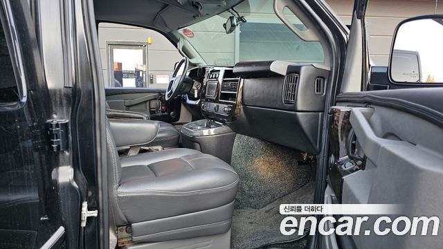 Chevrolet Express Van 6.0 2016 — фото 12
