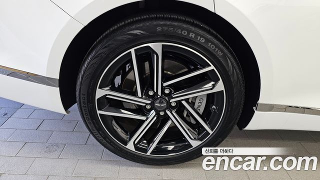Genesis G80 (RG3) Gasoline 2.5 Turbo AWD 2026 — фото 5