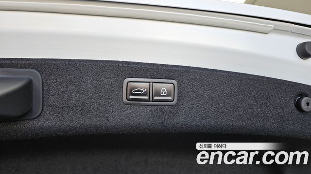 Genesis G80 (RG3) Gasoline 2.5 Turbo AWD 2026 — фото 32