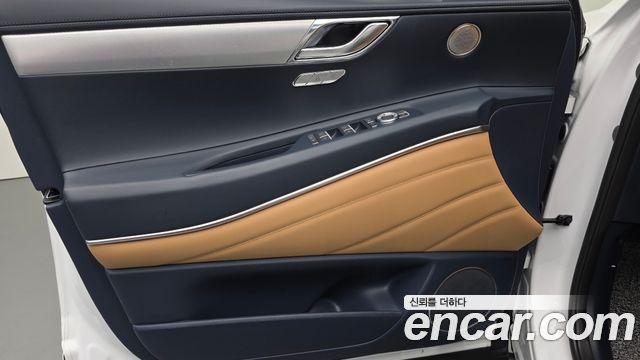 Genesis GV80 2.5T Gasoline AWD 2023 — фото 24