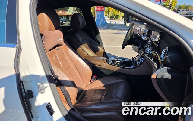 Mercedes-Benz E-Class (W213) E63 AMG 4MATIC+ 2018 — фото 15
