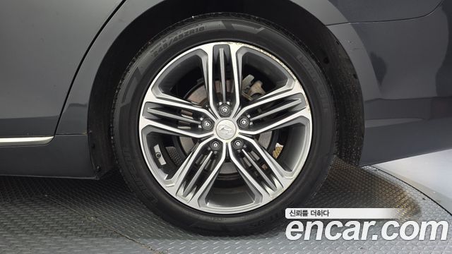 Hyundai Grandeur (IG) 3.0 LPi Dsabled Person Exclusive Special 2018 — фото 21