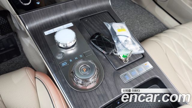 Genesis G80 (RG3) Gasoline 2.5 Turbo AWD 2025 — фото 9