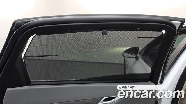 Genesis G80 (RG3) Gasoline 2.5 Turbo AWD 2025 — фото 17