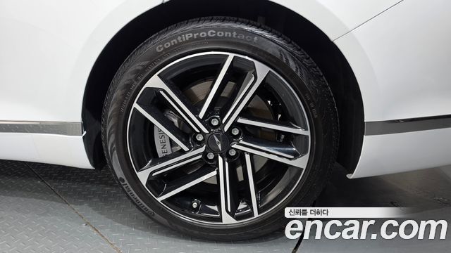 Genesis G80 (RG3) Gasoline 2.5 Turbo AWD 2025 — фото 21