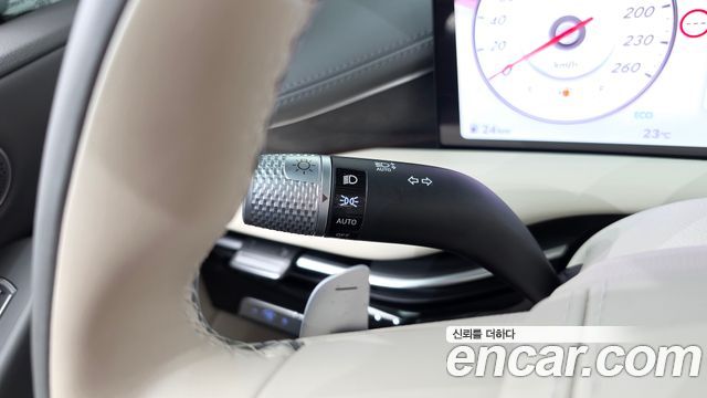 Genesis G80 (RG3) Gasoline 2.5 Turbo AWD 2025 — фото 29