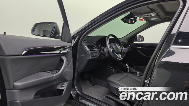 BMW X1 (F48) xDrive 20i xLine 2022 — фото 10