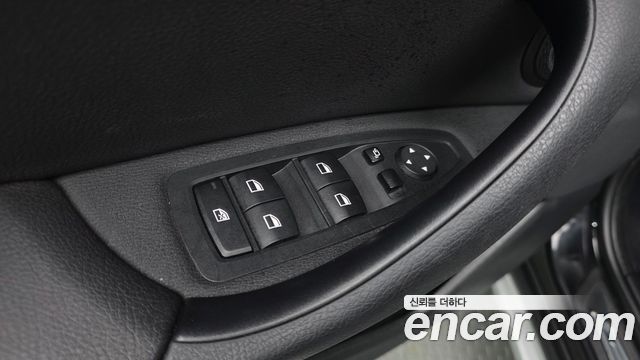 BMW X1 (F48) xDrive 20i xLine 2022 — фото 11