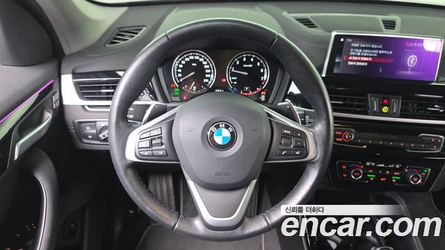 BMW X1 (F48) xDrive 20i xLine 2022 — фото 13