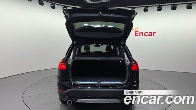 BMW X1 (F48) xDrive 20i xLine 2022 — фото 19