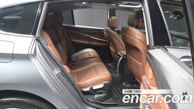 BMW 5 Series GT (F07) GT 30d 2013 — фото 12