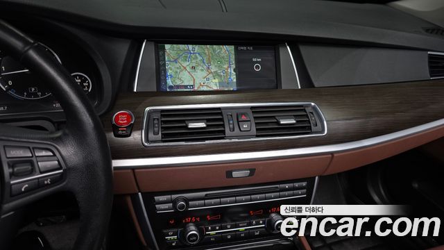 BMW 5 Series GT (F07) GT 30d 2013 — фото 15